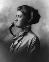 Une opératrice de téléphone vers 1911